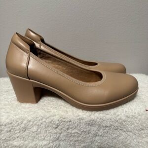 Dream Pairs Beige Block Heel Shoes